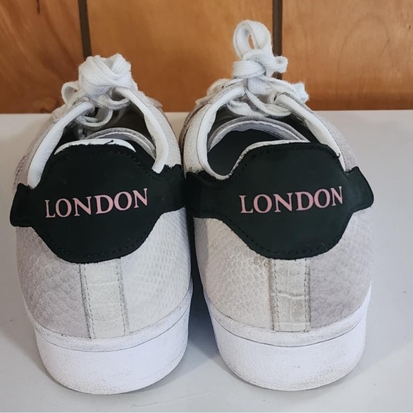 ADIDAS Superstar Snakeskin Chalk White Men's Sneaker Sz. 9 EUC - Picture 7 of 10